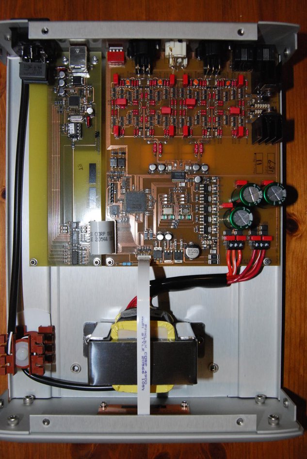 Ayre_qb9_-_inside